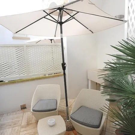 Negramaro Bed and Breakfast Λέτσε